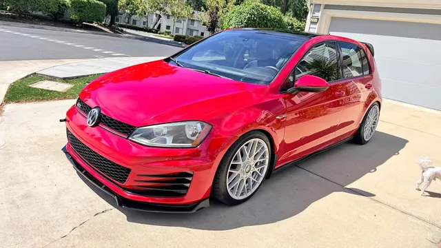 2015 Volkswagen GTI 2.0T Hatchback