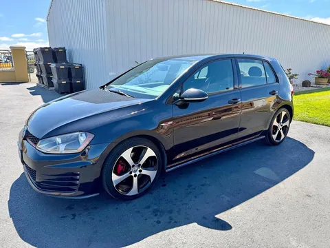 2015 Volkswagen GTI 2.0T Hatchback Sedan 4D