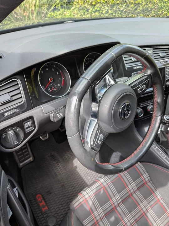 2015 Volkswagen GTI Mk7 - Image 4 of 7
