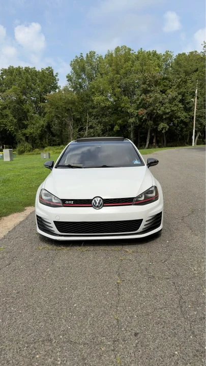 2015 Volkswagen GTI Mk7 - Image 3 of 10