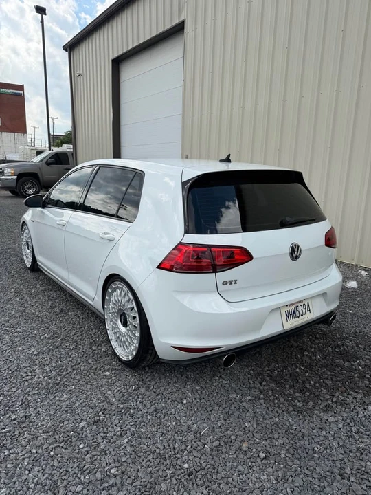 2015 Volkswagen GTI Mk7 - Image 7 of 20