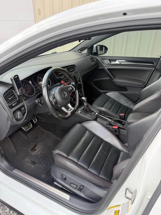 2015 Volkswagen GTI Mk7 - Image 11 of 20