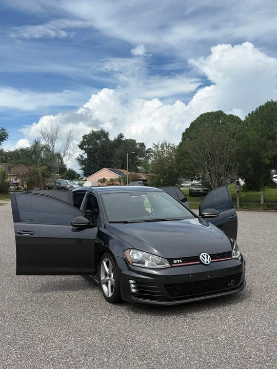 2015 Volkswagen GTI Mk7 - Image 2 of 3