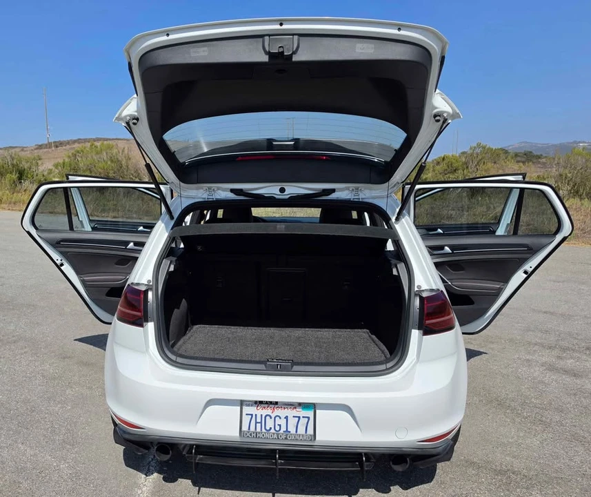 2015 Volkswagen GTI Mk7 - Image 8 of 9