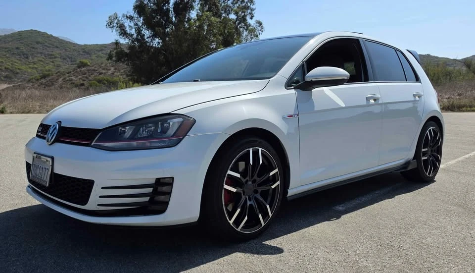 2015 Volkswagen GTI Mk7 - Image 4 of 9