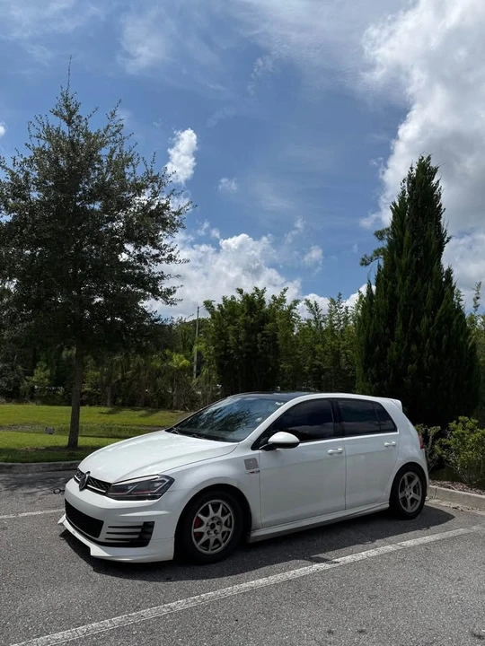 2015 Volkswagen GTI Mk7 - Image 2 of 18