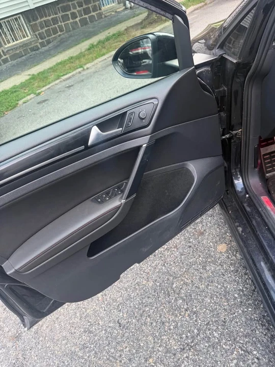 2015 Volkswagen GTI Mk7 - Image 12 of 14