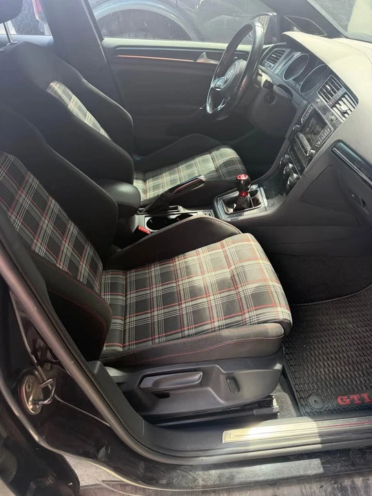 2015 Volkswagen GTI Mk7 - Image 4 of 7