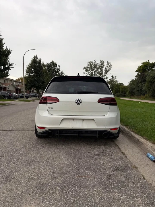 2015 Volkswagen GTI Mk7 - Image 6 of 10