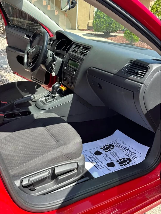2015 Volkswagen Jetta - Image 16 of 19