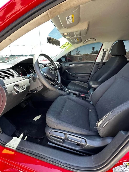 2015 Volkswagen A6 Jetta - Image 8 of 9