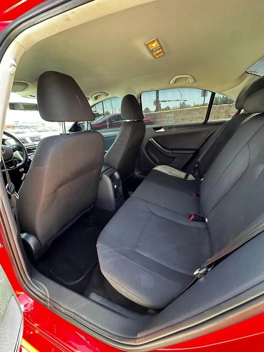2015 Volkswagen A6 Jetta - Image 6 of 9