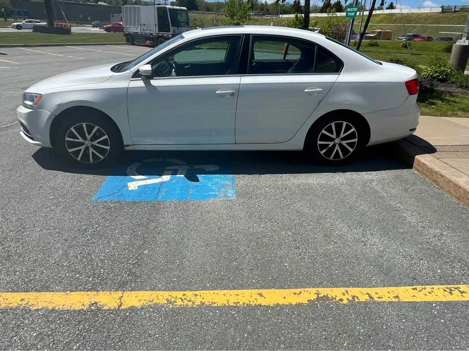 2015 Volkswagen Jetta - Image 2 of 6