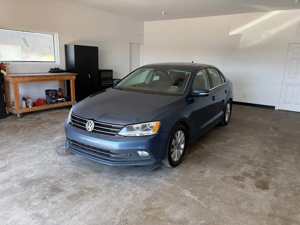 2015 Volkswagen Jetta - Image 2 of 8