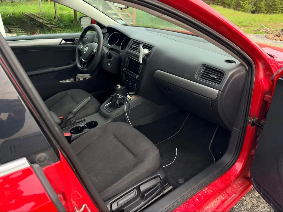 2015 Volkswagen A6 Jetta - Image 11 of 14