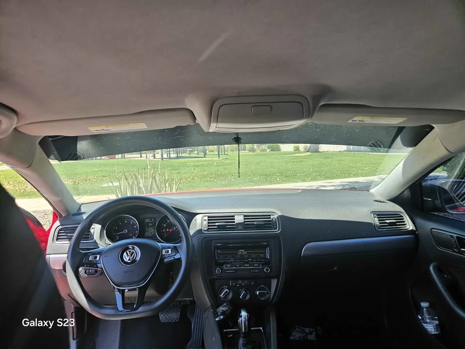 2015 Volkswagen A6 Jetta - Image 10 of 16