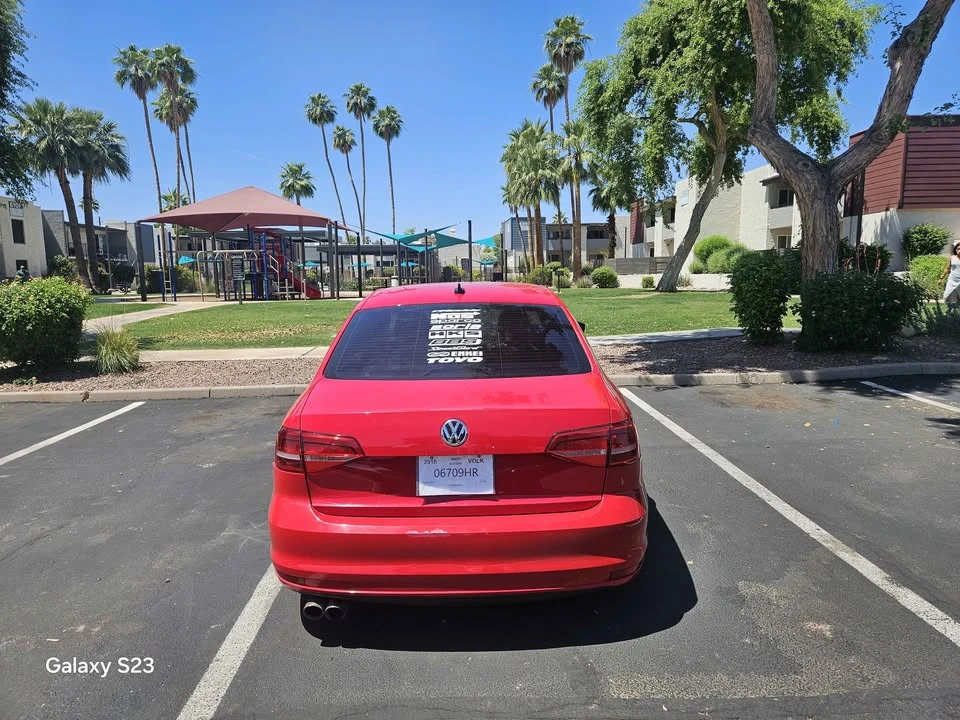 2015 Volkswagen A6 Jetta - Image 6 of 16