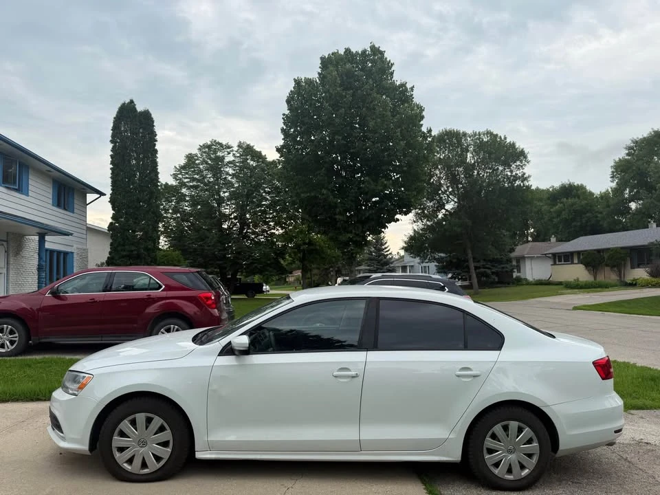 2015 Volkswagen A6 Jetta - Image 3 of 10