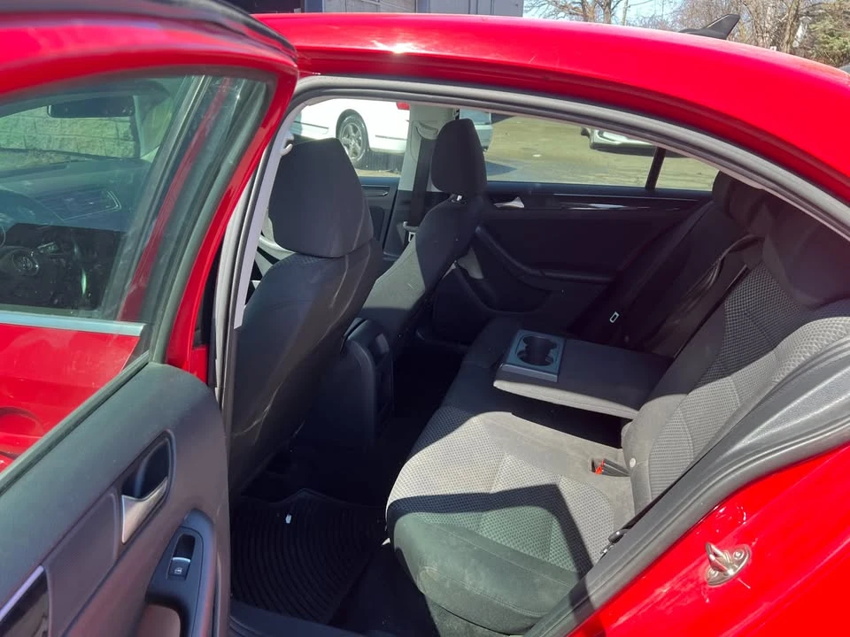 2015 Volkswagen A4 Jetta - Image 9 of 18