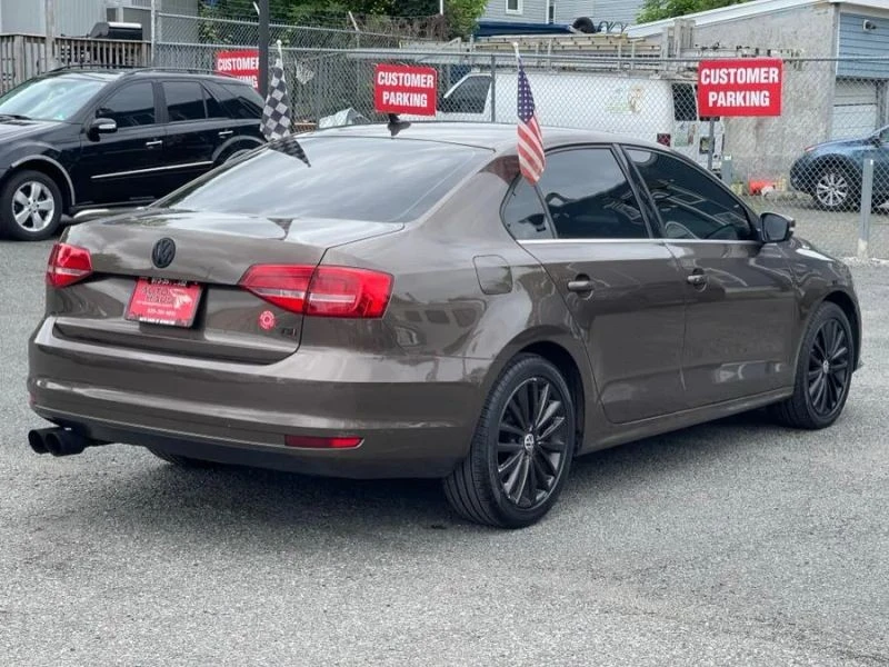 2015 Volkswagen A6 Jetta - Image 6 of 12
