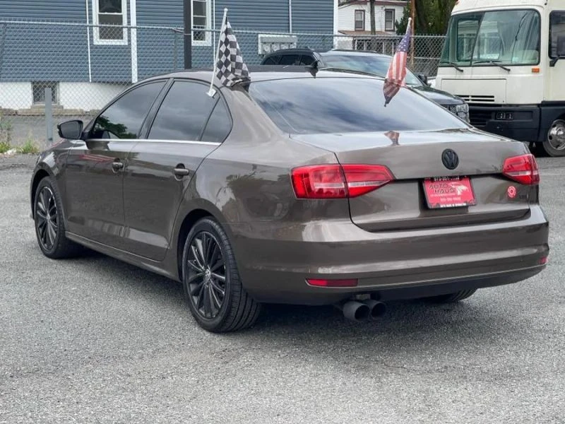 2015 Volkswagen A6 Jetta - Image 4 of 12