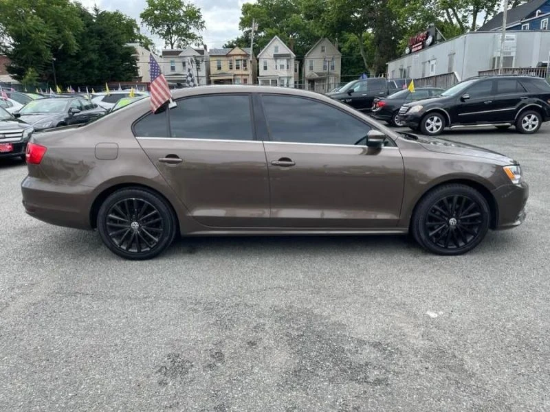 2015 Volkswagen A6 Jetta - Image 8 of 12