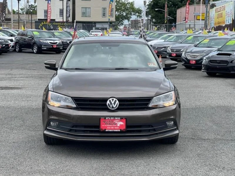 2015 Volkswagen A6 Jetta - Image 2 of 12