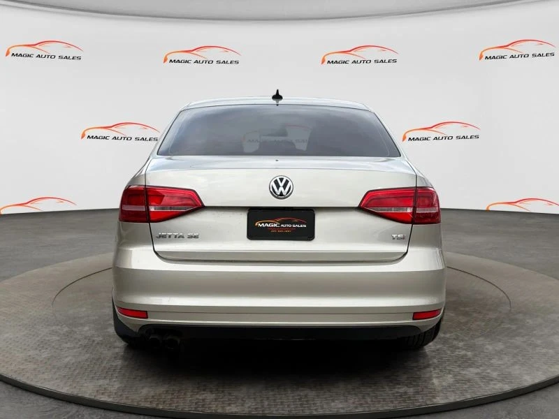 2015 Volkswagen A6 Jetta - Image 7 of 12