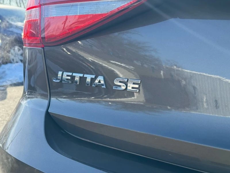 2015 Volkswagen A6 Jetta - Image 7 of 12
