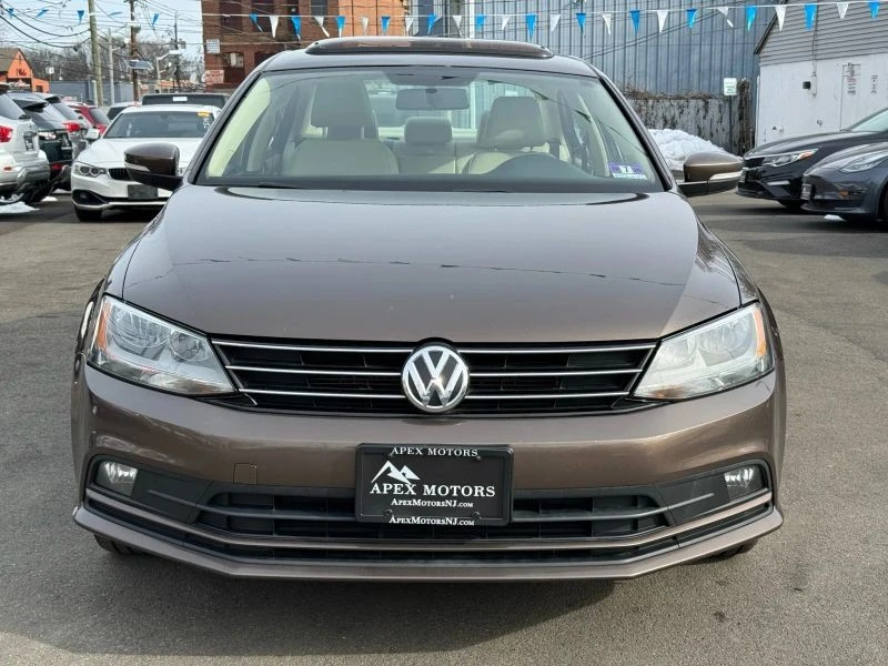 2015 Volkswagen A6 Jetta - Image 2 of 12