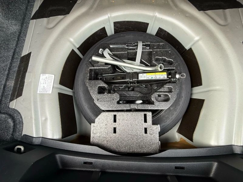 2015 Volkswagen A6 Jetta - Image 12 of 12