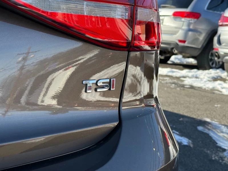 2015 Volkswagen A6 Jetta - Image 6 of 12