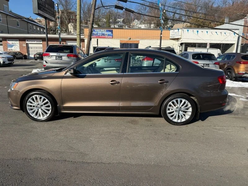 2015 Volkswagen A6 Jetta - Image 4 of 12