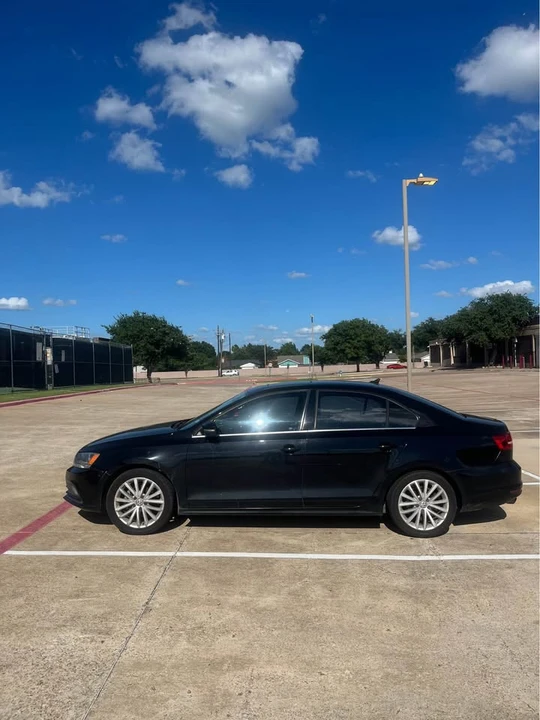 2015 Volkswagen A6 Jetta - Image 2 of 10
