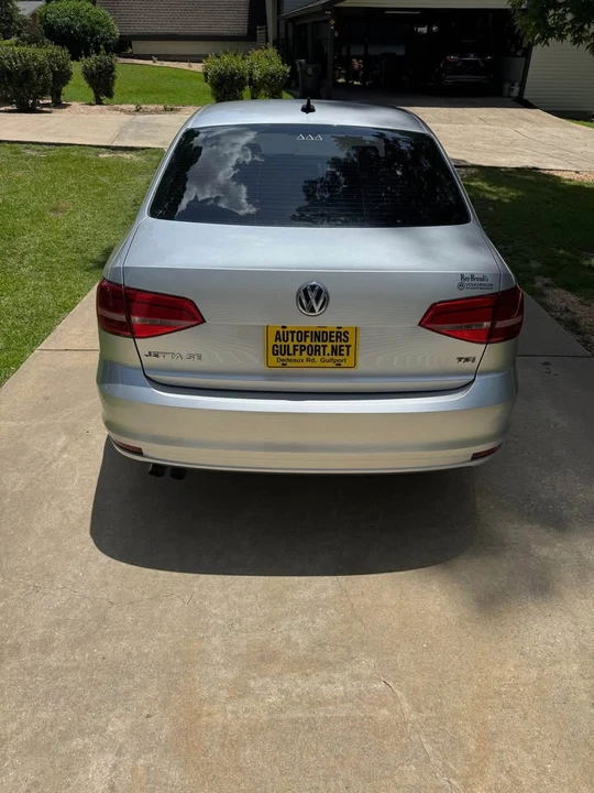 2015 Volkswagen A6 Jetta - Image 5 of 16