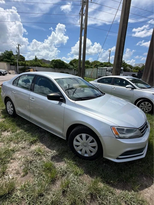2015 Volkswagen A6 Jetta - Image 3 of 12