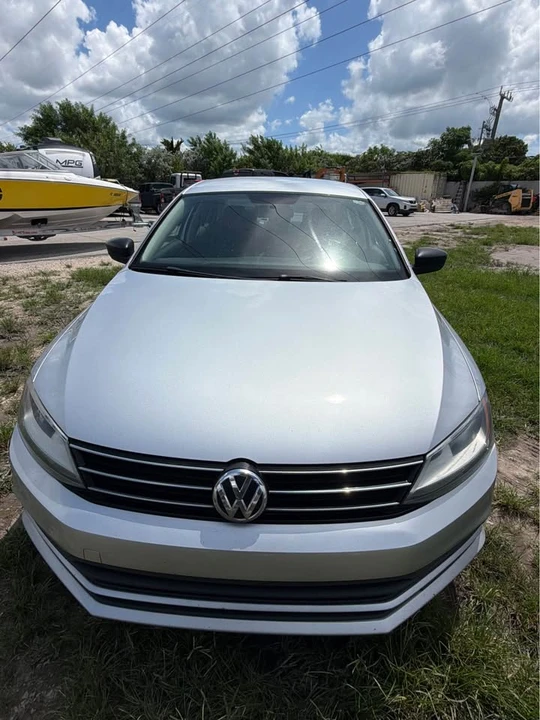2015 Volkswagen A6 Jetta - Image 5 of 12