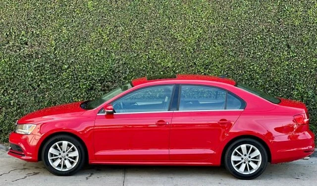 2015 Volkswagen A6 Jetta - Image 8 of 21