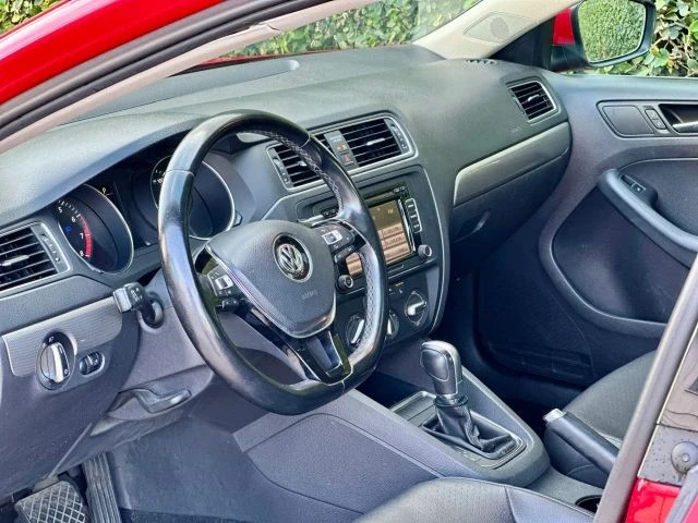 2015 Volkswagen A6 Jetta - Image 17 of 21