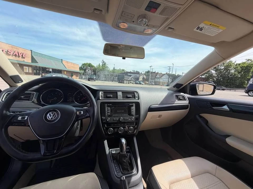 2015 Volkswagen A6 Jetta - Image 9 of 12