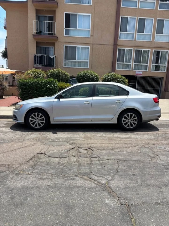 2015 Volkswagen A6 Jetta - Image 2 of 7