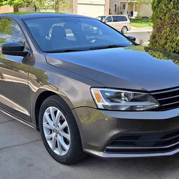 2015 Volkswagen Jetta 1.8T SE Sport Sedan 4D