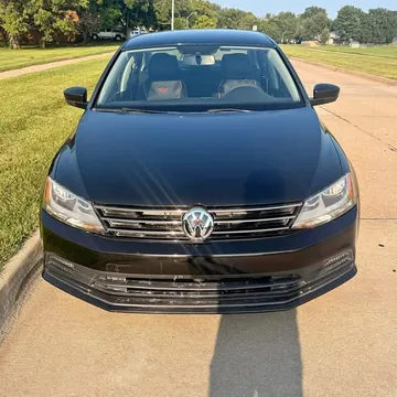 2015 Volkswagen Jetta 1.8T SE Sport Sedan 4D
