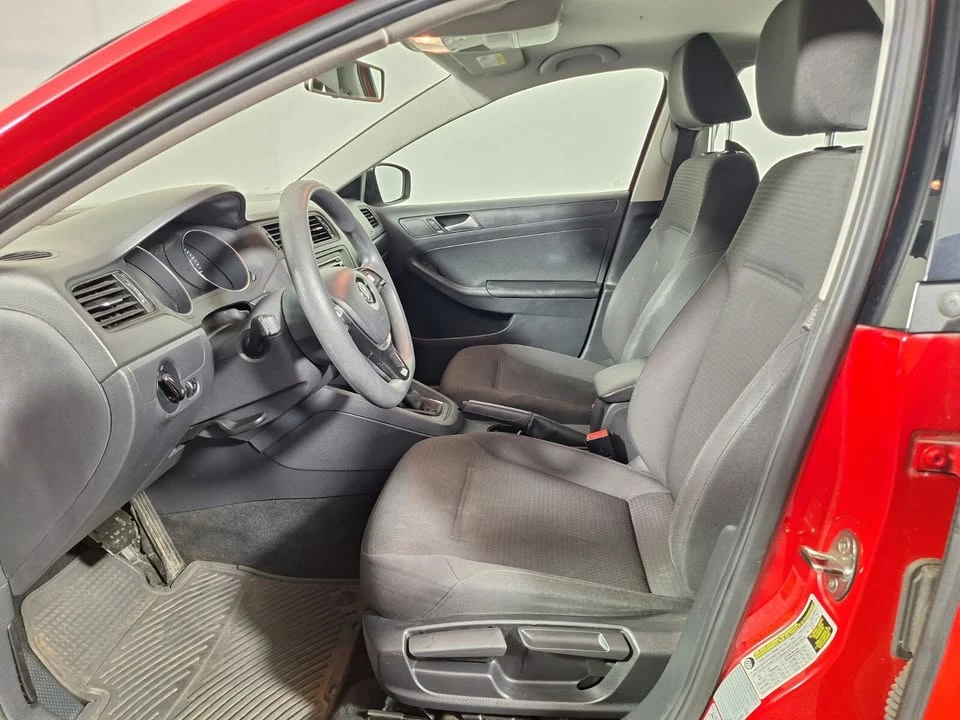 2015 Volkswagen A6 Jetta - Image 7 of 12