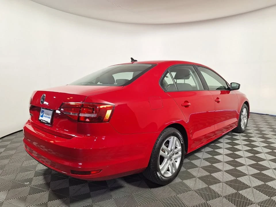 2015 Volkswagen A6 Jetta - Image 5 of 12