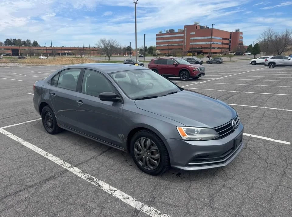 2015 Volkswagen A6 Jetta - Image 2 of 7