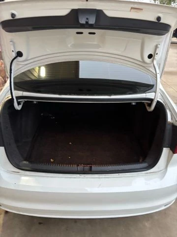 2015 Volkswagen A6 Jetta - Image 14 of 21