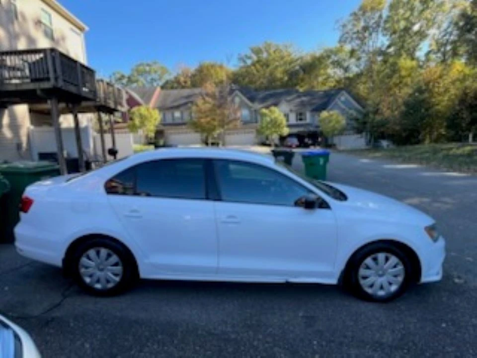 2015 Volkswagen A6 Jetta - Image 11 of 12