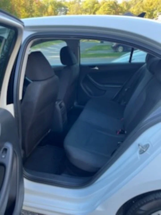 2015 Volkswagen A6 Jetta - Image 6 of 12