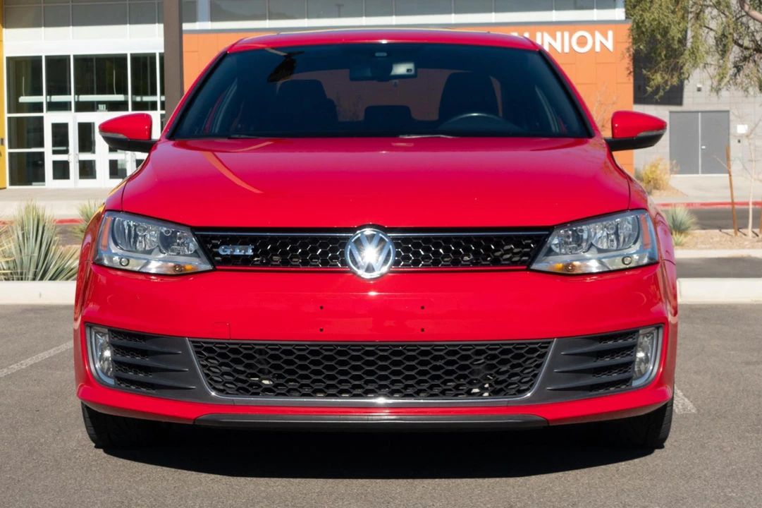 2015 Volkswagen A6 Jetta - Image 2 of 31